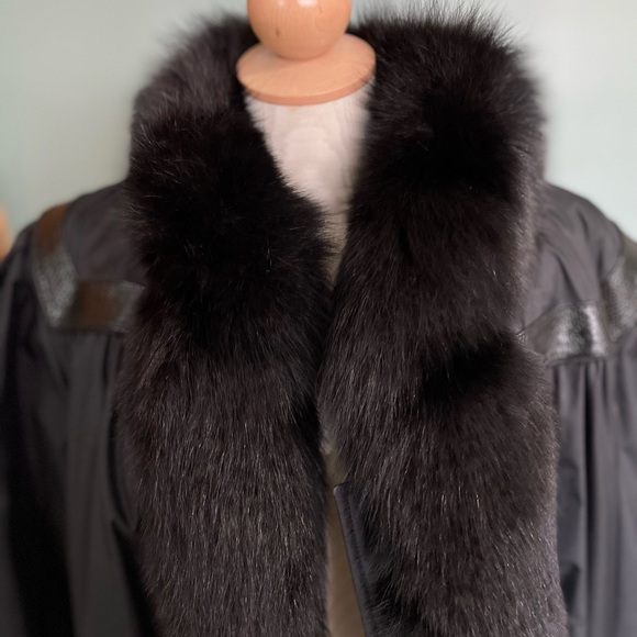 Reversible Full Length Mink Coat - Picture 3 of 16